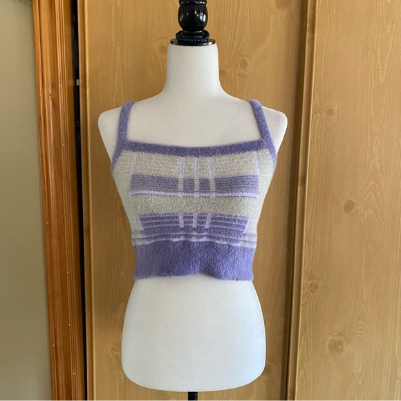Papermoon • Fuzzy Purple & White Knit Cropped Sweater Tank - Picture 2 of 11